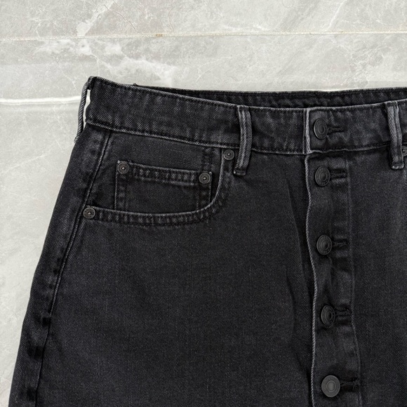 Women’s American Eagle Super Hi Rise A-Line Button Up Black Denim Skirt Size 8 - Picture 3 of 15